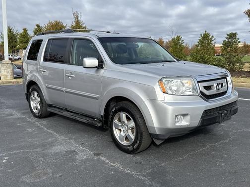 2011 Honda Pilot EX-L w/ Navigation