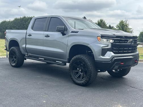 Sterling Gray Metallic 2024 Chevrolet Silverado 1500 LT Trail Boss