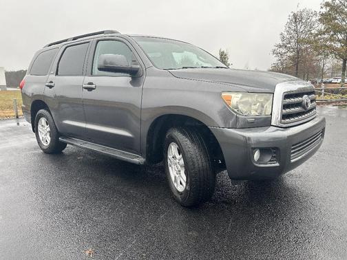 2016 Toyota Sequoia SR5