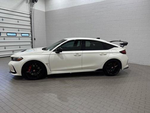 2023 Honda Civic Type R Base