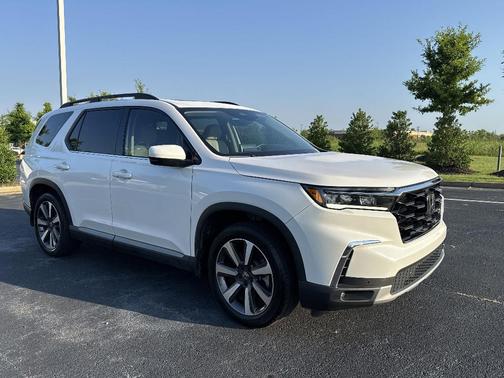 2023 Honda Pilot Touring