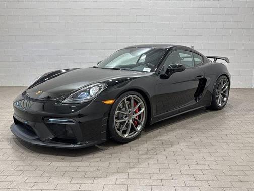 2023 Porsche 718 Cayman GT4