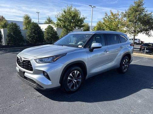2020 Toyota Highlander XLE