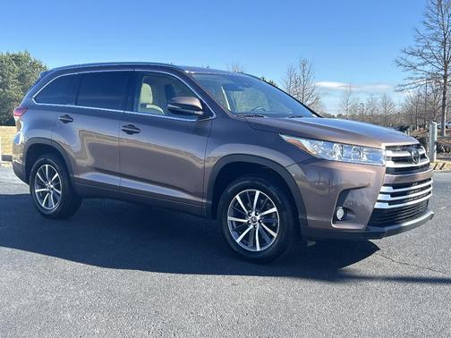 2017 Toyota Highlander XLE