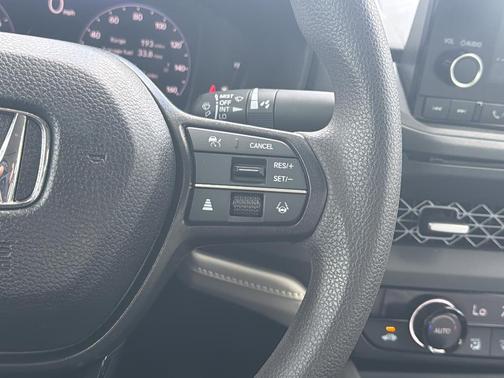 Meteorite Gray Metallic 2025 Honda Accord SE