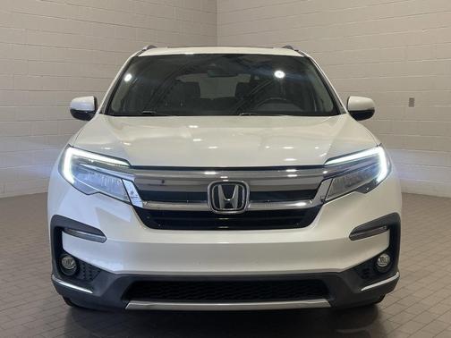 2019 Honda Pilot Touring 8-Passenger