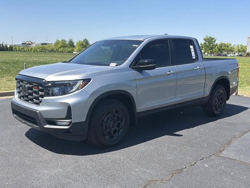 Solar Silver Metallic 2026 Honda Ridgeline TrailSport+