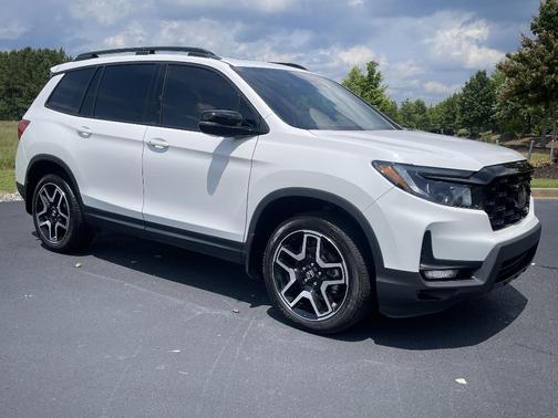 2023 Honda Passport Elite