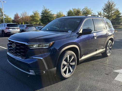 2025 Honda Pilot Touring