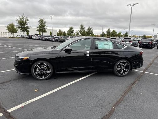 2025 Honda Accord Hybrid Sport