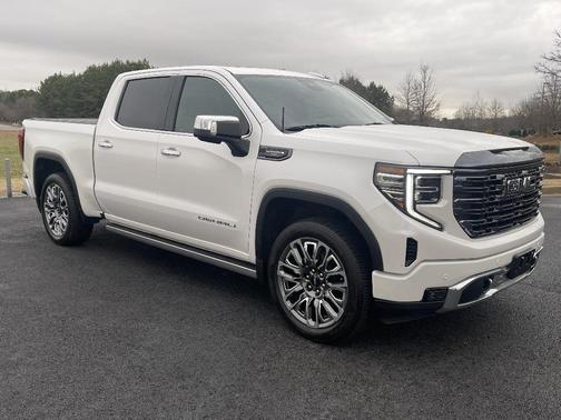 White Frost Tri-Coat 2024 GMC Sierra 1500 Denali Ultimate