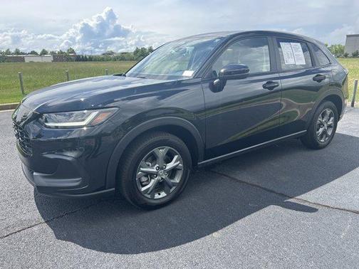Crystal Black Pearl 2026 Honda HR-V LX