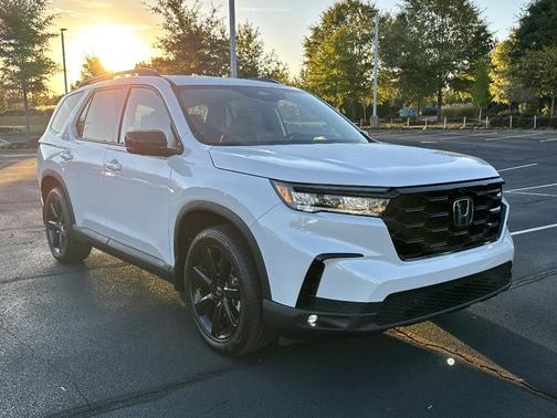 2025 Honda Pilot Black Edition