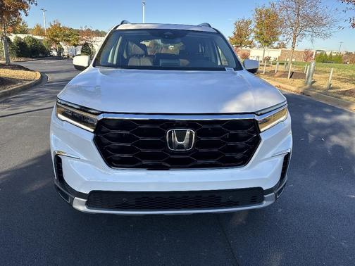 2024 Honda Pilot Elite