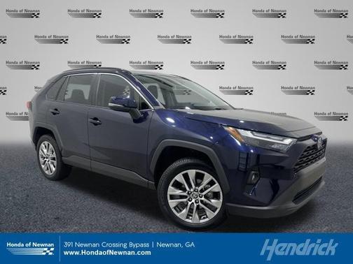 2022 Toyota RAV4 XLE Premium