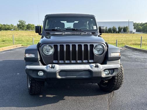2019 Jeep Wrangler Sport