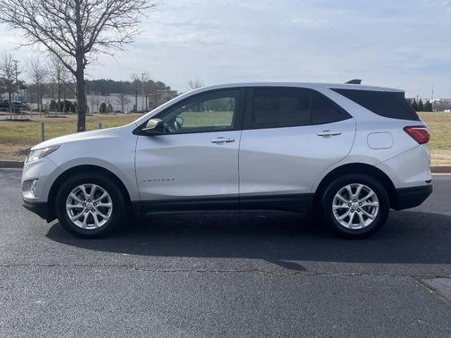 2021 Chevrolet Equinox LS