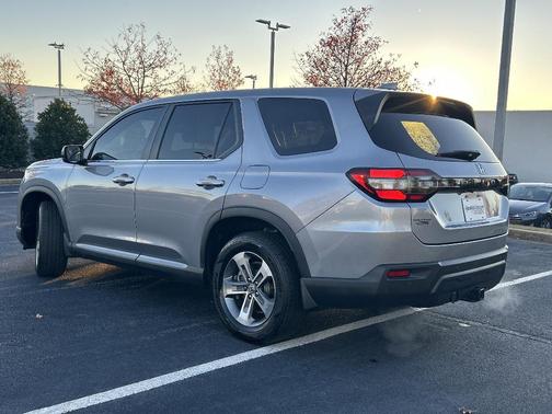 2024 Honda Pilot EX-L 7-Passenger