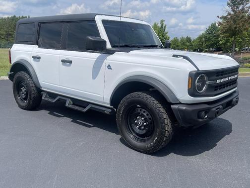 2023 Ford Bronco Black Diamond
