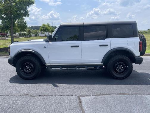 2023 Ford Bronco Black Diamond