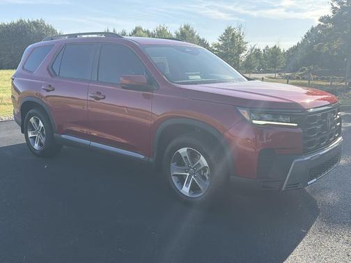 Radiant Red Metallic II 2026 Honda Pilot EX-L