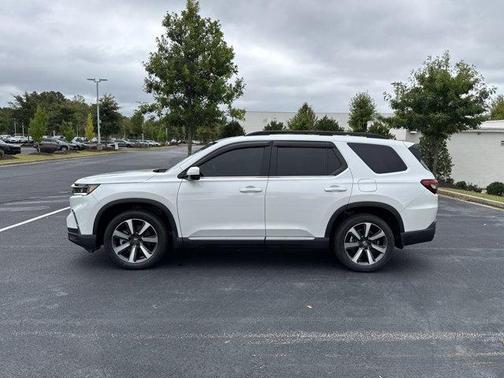 2024 Honda Pilot Touring