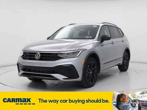 2022 Volkswagen Tiguan SE R-Line Black