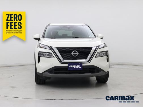 White 2023 Nissan Rogue SV