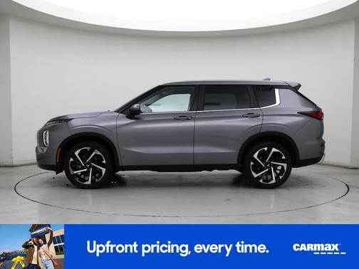 2023 Mitsubishi Outlander SE