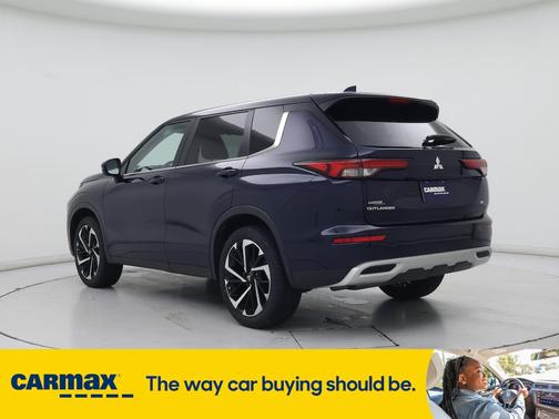 2023 Mitsubishi Outlander SE