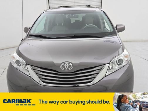 2013 Toyota Sienna XLE