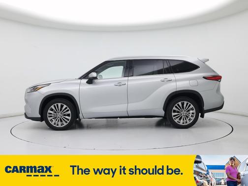 2022 Toyota Highlander Platinum