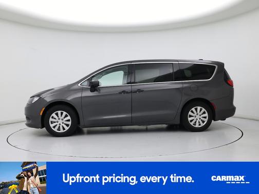 2021 Chrysler Voyager L