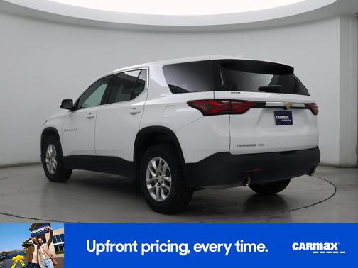 White 2023 Chevrolet Traverse LS