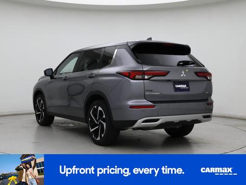 2023 Mitsubishi Outlander SE