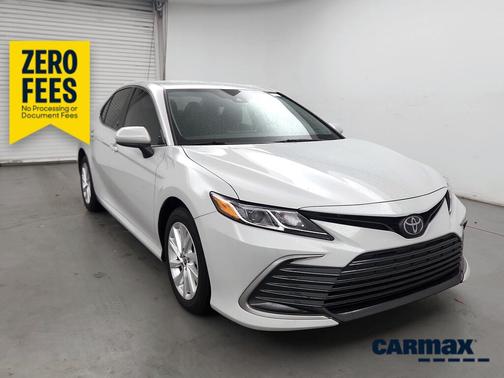 White 2024 Toyota Camry LE