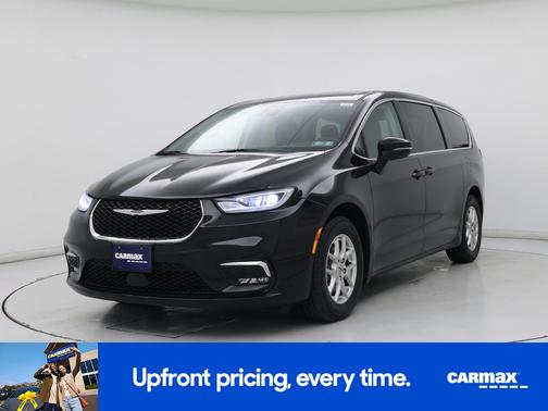 Black 2024 Chrysler Pacifica Touring L