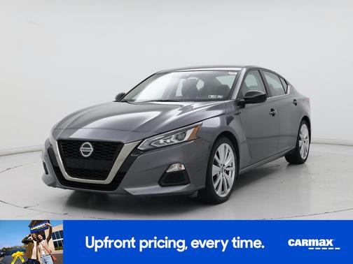 2022 Nissan Altima SR