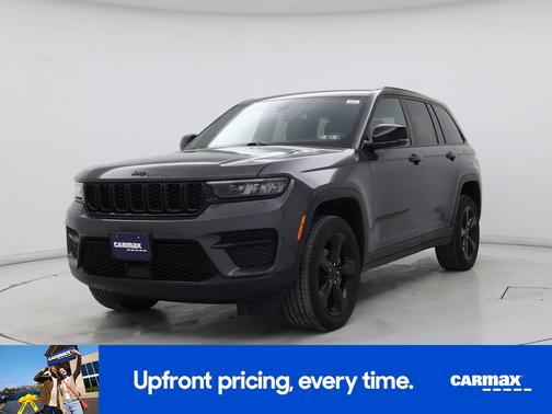 Gray 2022 Jeep Grand Cherokee Altitude