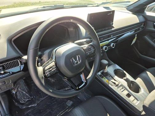 Platinum White Pearl 2026 Honda Civic Sport