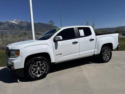 Summit White 2022 GMC Canyon AT4