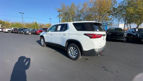 2023 Chevrolet Traverse LS