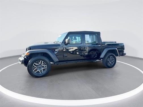 2023 Jeep Gladiator Sport