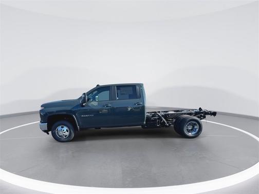 2026 Chevrolet Silverado 3500 LT