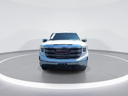 White Frost Tricoat 2024 GMC Sierra 1500 SLT
