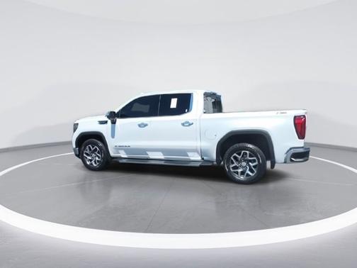 White Frost Tricoat 2024 GMC Sierra 1500 SLT