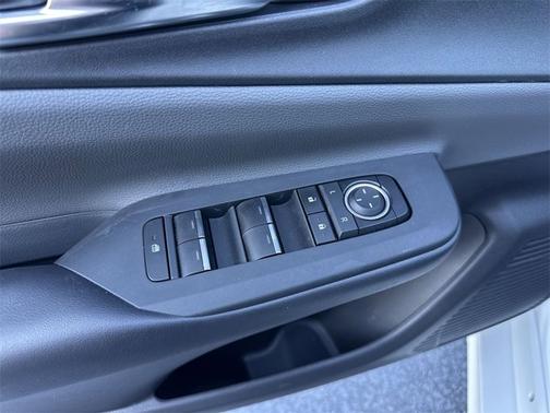 2023 Toyota Prius XLE