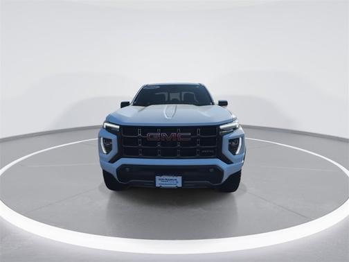 2024 GMC Canyon 4WD AT4