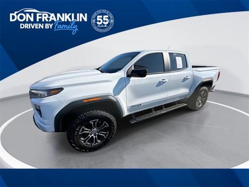 2024 GMC Canyon 4WD AT4