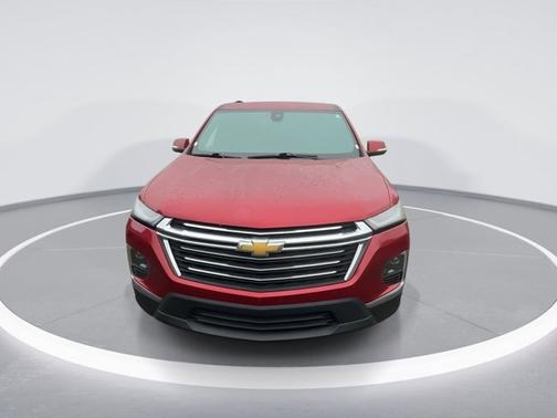Radiant Red Tintcoat 2023 Chevrolet Traverse LT Cloth